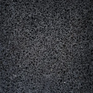 Dalle Carodeco PP11 terrazzo noir motif moucheté avec inclusions ton sur ton pour sols et murs